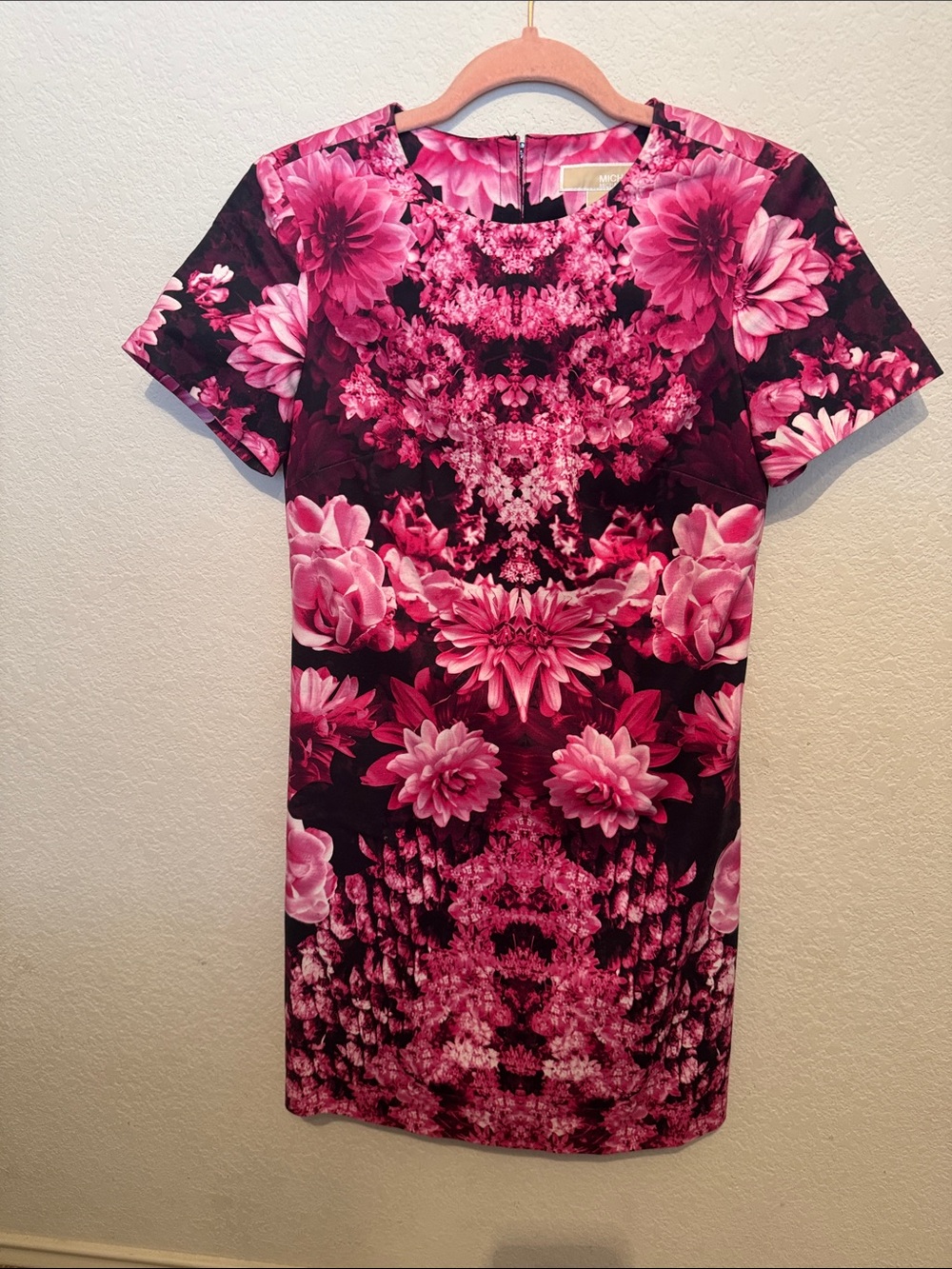 Michael Kors Floral Print Short Sleeve Shift Dress - Pink size 2